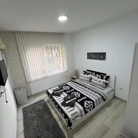 Апартамент Рози Sandanski Dış mekan fotoğraf